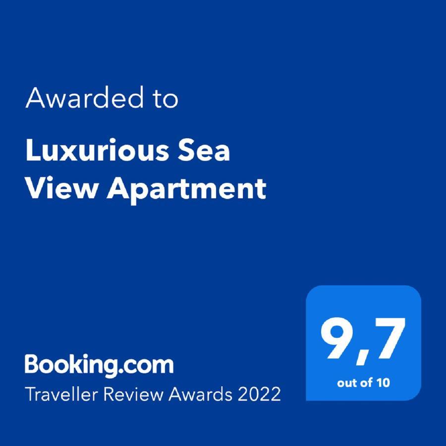 Luxurious Sea View Apartment ピレウス エクステリア 写真